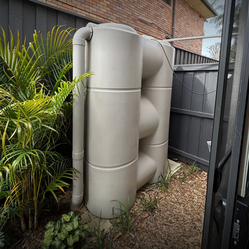 Rainwater-tank-installation-plumbing